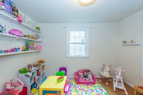 34 Summit Rd, Sparta NJ  07871-1411 exterior