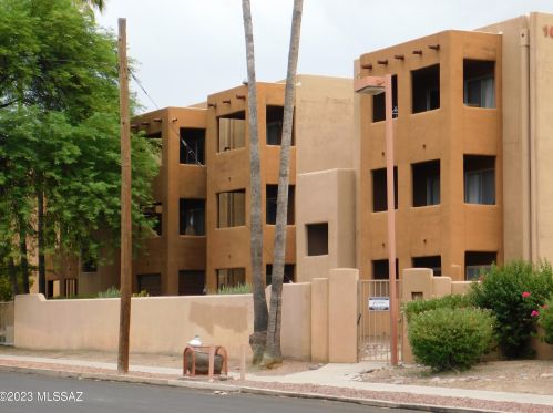 1810 Blacklidge Dr, Tucson AZ  85719-2772 exterior