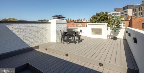 2013 Q St, Washington DC 20002-2373 exterior