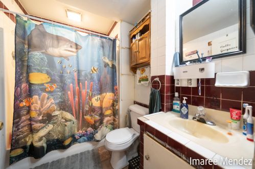 1125 Rathbone St, Wyoming MI exterior