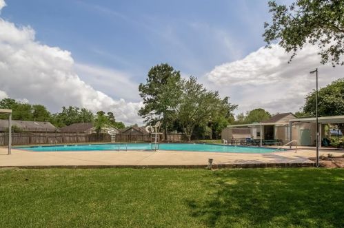 20117 Dawn Mist Dr, Humble TX 77346-1101 exterior