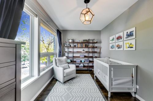 2100 Bingham St, Chicago IL 60647-4033 exterior