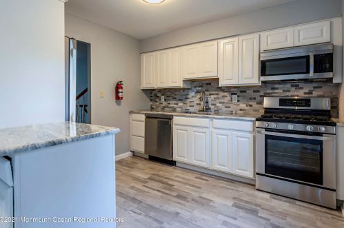 23 Pheasant Dr, Berkeley Township NJ  08721-1606 exterior