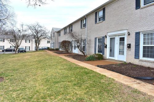 4114 Paule Ave, Saint Louis, MO 63125-1312