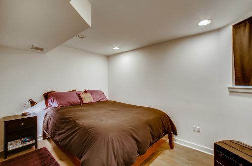 1432 Central Park Ave, Chicago IL 60655-3415 exterior