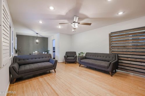 4820 14th Ave, Phoenix AZ  85013-2414 exterior