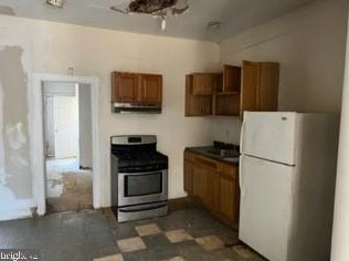 420 61st St, Philadelphia PA  19143-1002 exterior