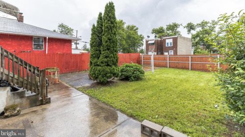 161 27 St, Camden NJ 08105-3927 exterior