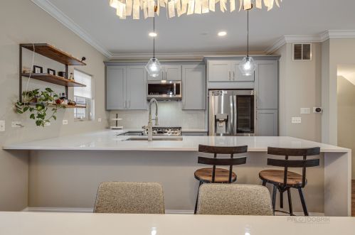 3455 Whipple St, Chicago IL 60655-2303 exterior