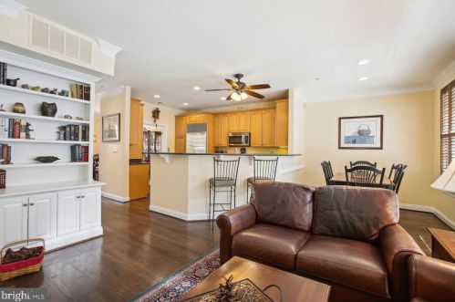 321 Fayette St, Alexandria VA 22314-2434 exterior