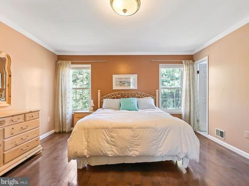 16 Cliveden Ct, Trenton NJ 08648-1400 exterior