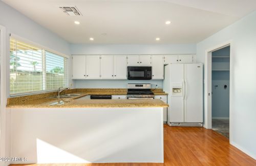 18822 13th Ave, Phoenix AZ 85027-5504 exterior