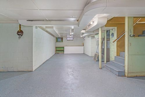 497 Mclaughlin Ave, Meskegon MI 49442-3970 exterior