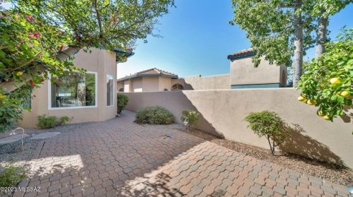 4630 Red Mesa Dr, Tucson AZ  85718-3565 exterior