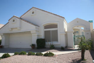 1137 Hiddenview Dr, Phoenix AZ  85048-8419 exterior