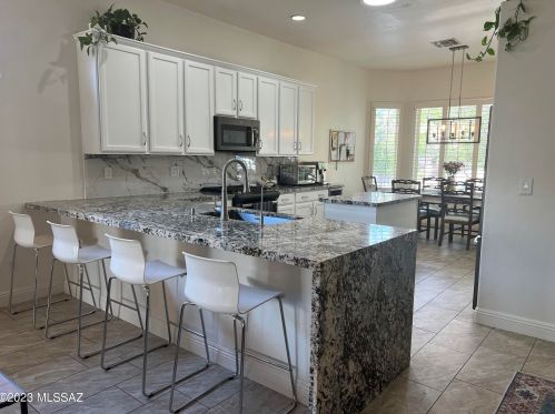 8930 Treasure Mountain Dr, Tucson AZ  85742-4517 exterior