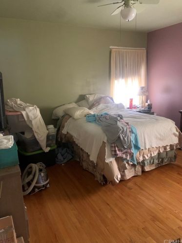 1801 Oak Ave, Fullerton CA 92833-3728 exterior