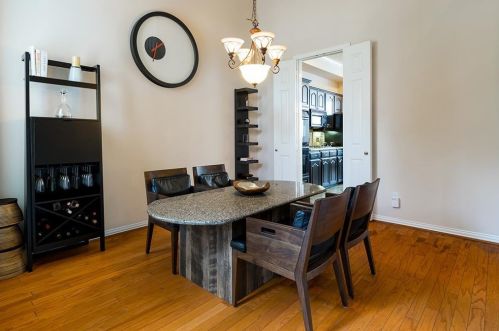 7712 Brookview Ct, Irving TX  75063-3177 exterior