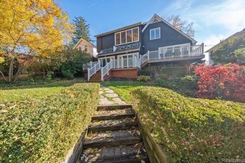 488 Willits St, Bham MI 48009-3310 exterior