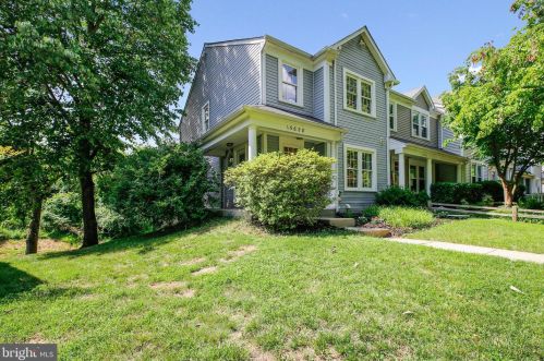 15628 Cliff Swallow Way, Rockville, MD 20853-1487