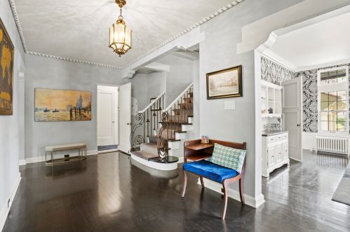 2723 Edgewood Ave, Milwaukee WI  53211-2913 exterior