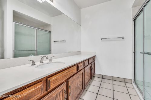 7860 Baker St, Tucson AZ  85710-2360 exterior