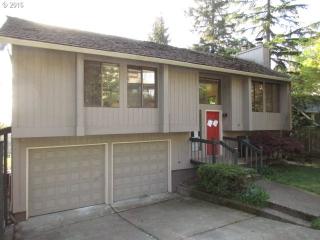 16650 Sunridge Ln, Portland, OR 97267-5227