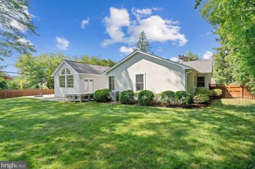 6543 Chesterfield Ave, Mc Lean VA  22101-5231 exterior