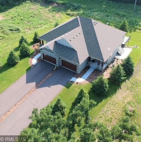 2519 Condon Ct, Saint Paul, MN 55120-1679