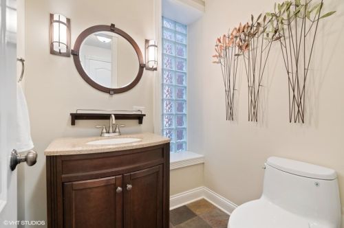 3705 Magnolia Ave, Chicago IL 60660-1496 exterior