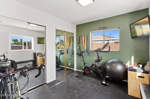 2941 16 Dr, Phoenix AZ 85015-1429 exterior