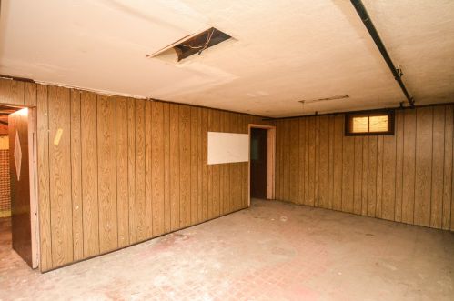 8611 Ramble Rd, Bull Valley IL 60097-8898 exterior