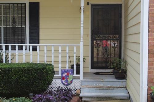 5548 Downs Ct, Lithonia GA 30058-7829 exterior