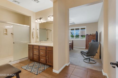 62903 Oakwood Dr, Tucson AZ  85739-2492 exterior