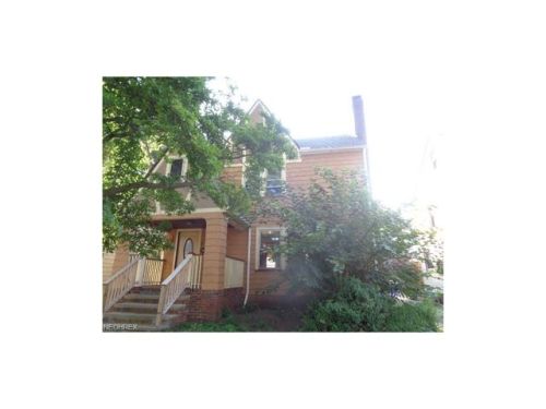 2301 Ogontz Ave, Cleveland, OH 44107-5545