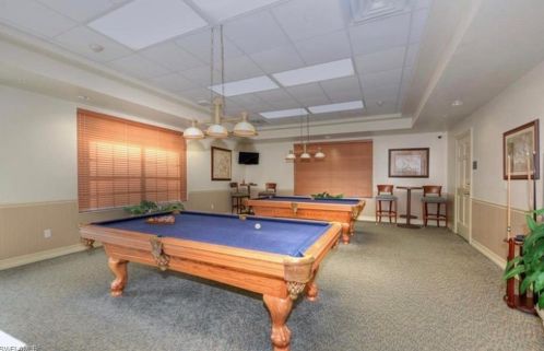 7771 Berkshire Pne Dr, Naples FL 34104-9488 exterior