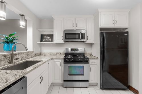 155 Linden Ct, Pittsburgh PA 15237-2623 exterior