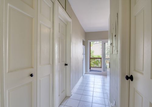 3519 Ravenswood Ave, Chicago IL 60640-4409 exterior