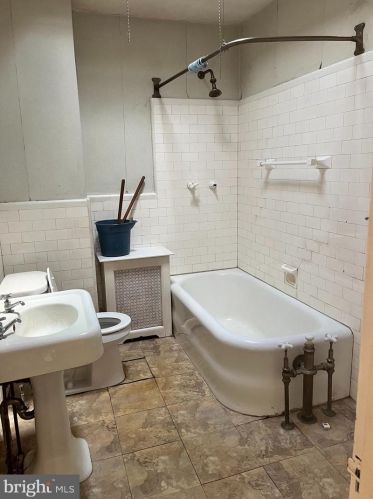 513 Cheltenham Ave, Philadelphia PA 19120-1701 exterior