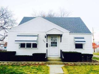 3649 23rd St, Milwaukee, WI 53206-1844