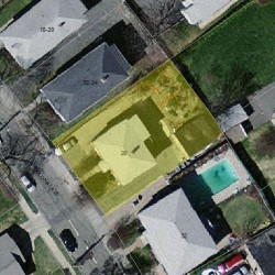 28 Colonial Ave, Newton MA  02460-1215 aerial view