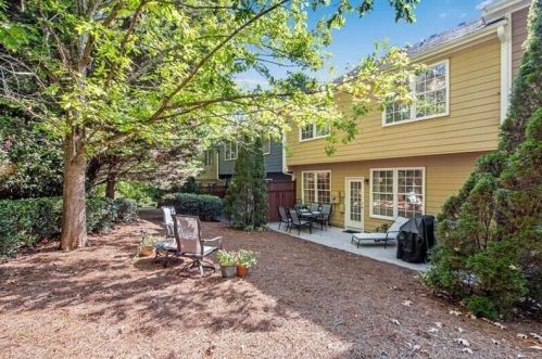 2399 Meadow Falls Ln, Duluth GA 30097-4086 exterior