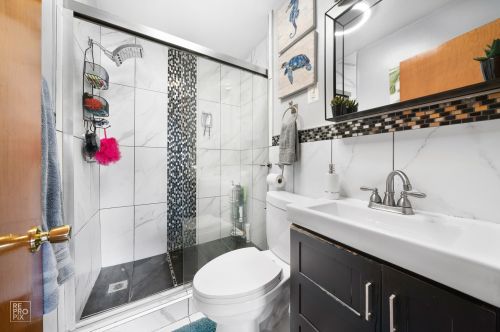 7153 72 St, Chicago IL 60629-3505 exterior