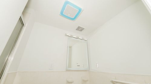 817 170th St, Bronx NY 10452-7013 exterior