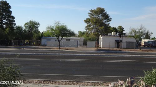 2040 Ruthrauff Rd, Tucson, AZ 85705-1240