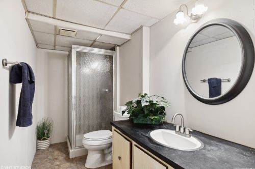 60 Gannet Dr, Commack NY 11725-4903 exterior