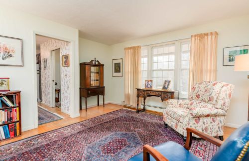 15 Buckingham Dr, Concord NH 03304-5208 exterior