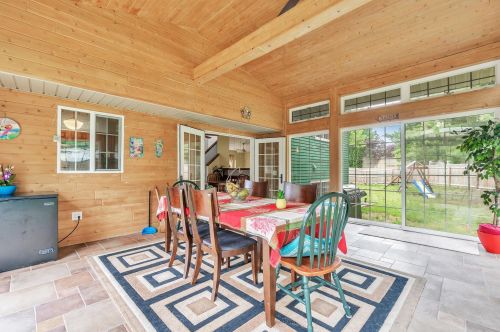 5942 Ln Casa Ct, Grand Rapids MI exterior