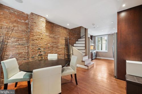 313 Kater St, Philadelphia PA  19147-1504 exterior