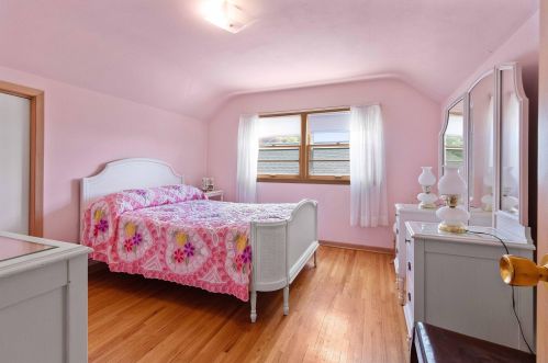 1324 20 St, Manitowoc WI 54220-5643 exterior